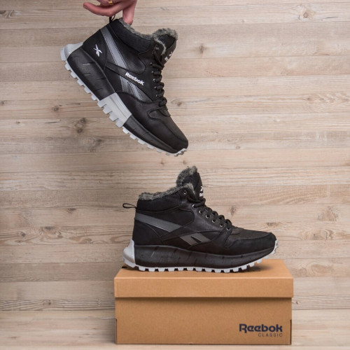 Чоловічі зимові кросівки чорні шкіряні Reebok