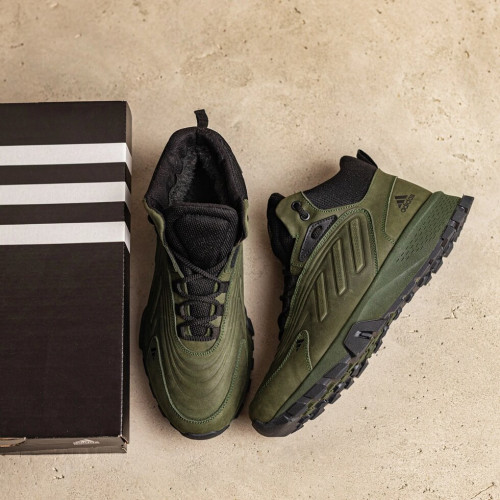 Зимові кросівки чоловічі зелені Adidas
