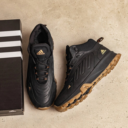 Зимові кросівки чоловічі чорні Adidas