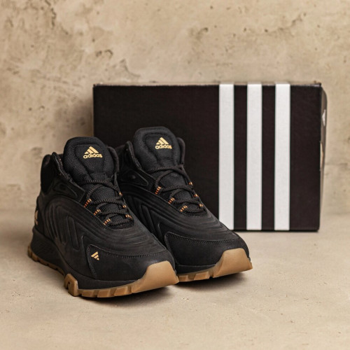 Зимові кросівки чоловічі чорні Adidas