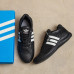 Чоловічі шкіряні літні кросівки Adidas