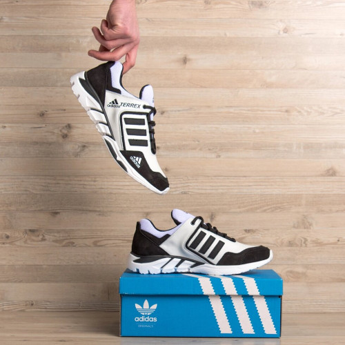 Білі шкіряні чоловічі кросівки Adidas