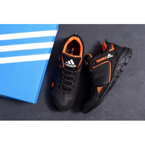 Шкіряні чоловічі кросівки Adidas Terrex Шкіряні чоловічі кросівки Adidas Terrex